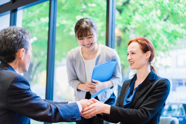 一方的な話は誰も聞かない